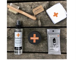 ACCESSORIES:SHOE CARE Image